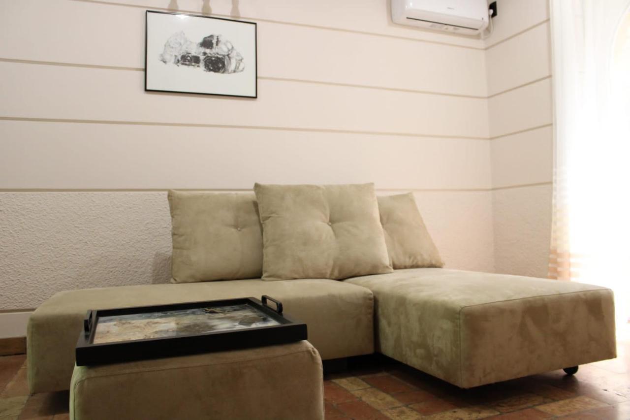 Garden Center Apartment โนวีซาด ภายนอก รูปภาพ