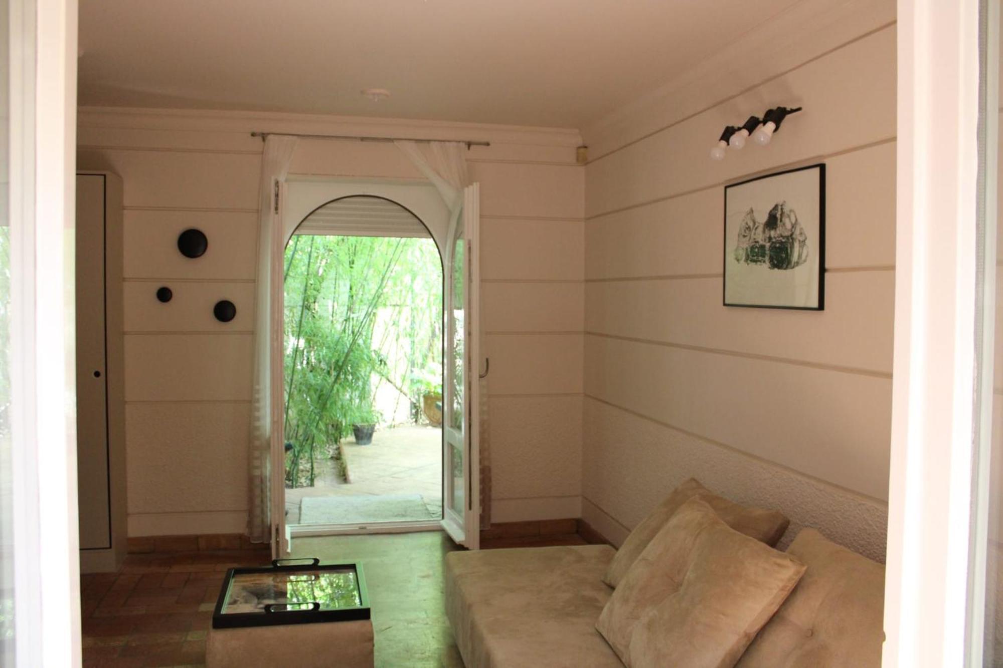 Garden Center Apartment โนวีซาด ภายนอก รูปภาพ